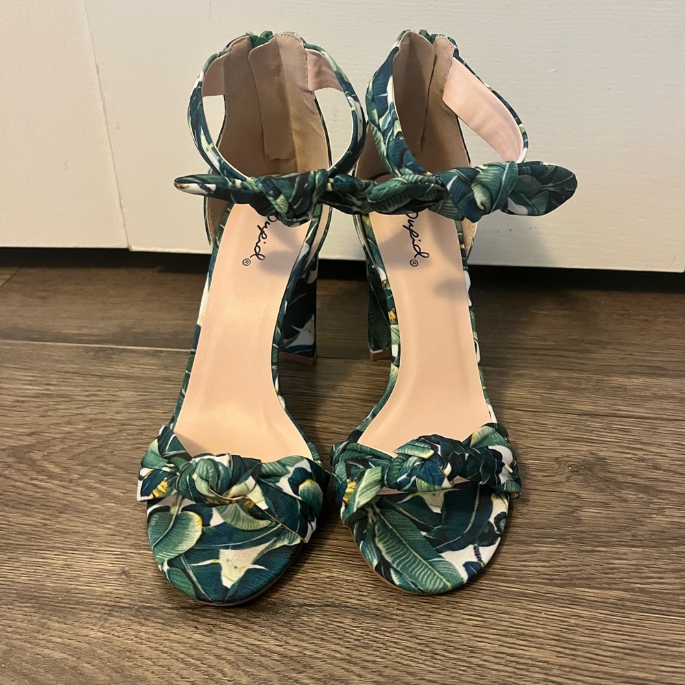 Leafy Heels